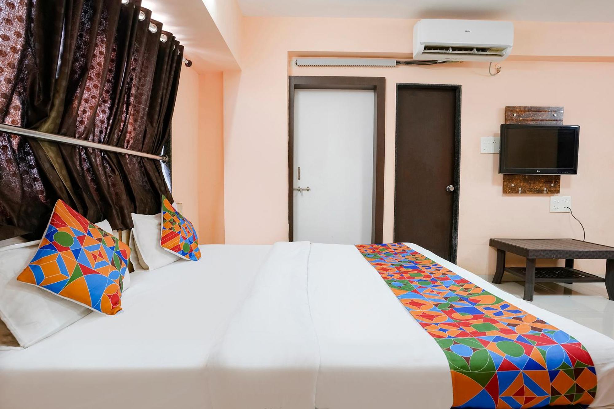 Fabexpress Rama Palace Nashik Exteriör bild