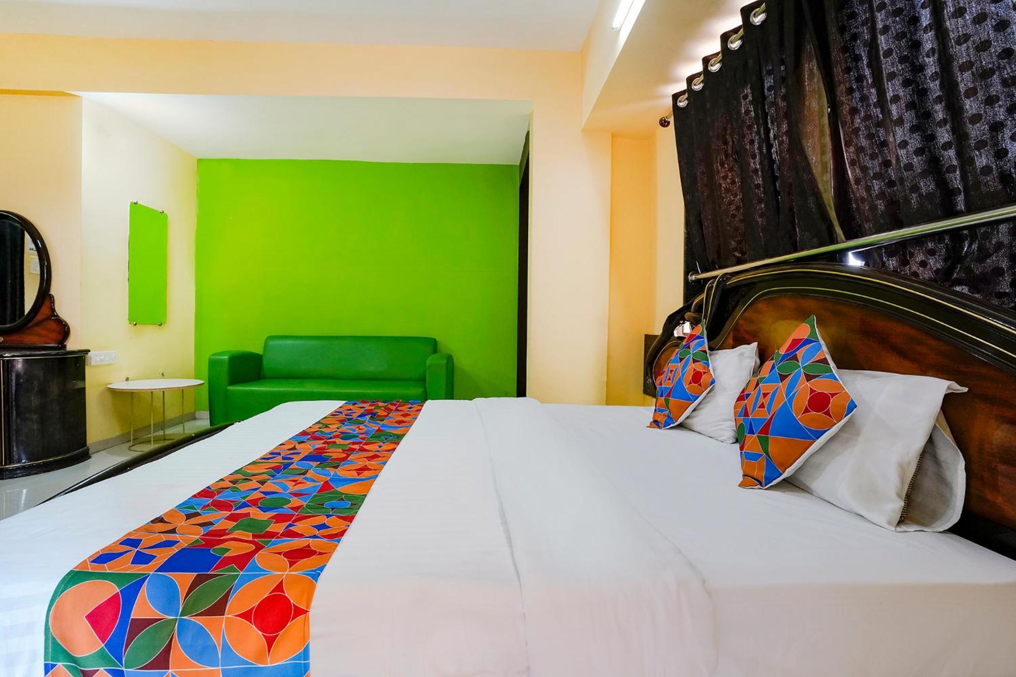 Fabexpress Rama Palace Nashik Exteriör bild
