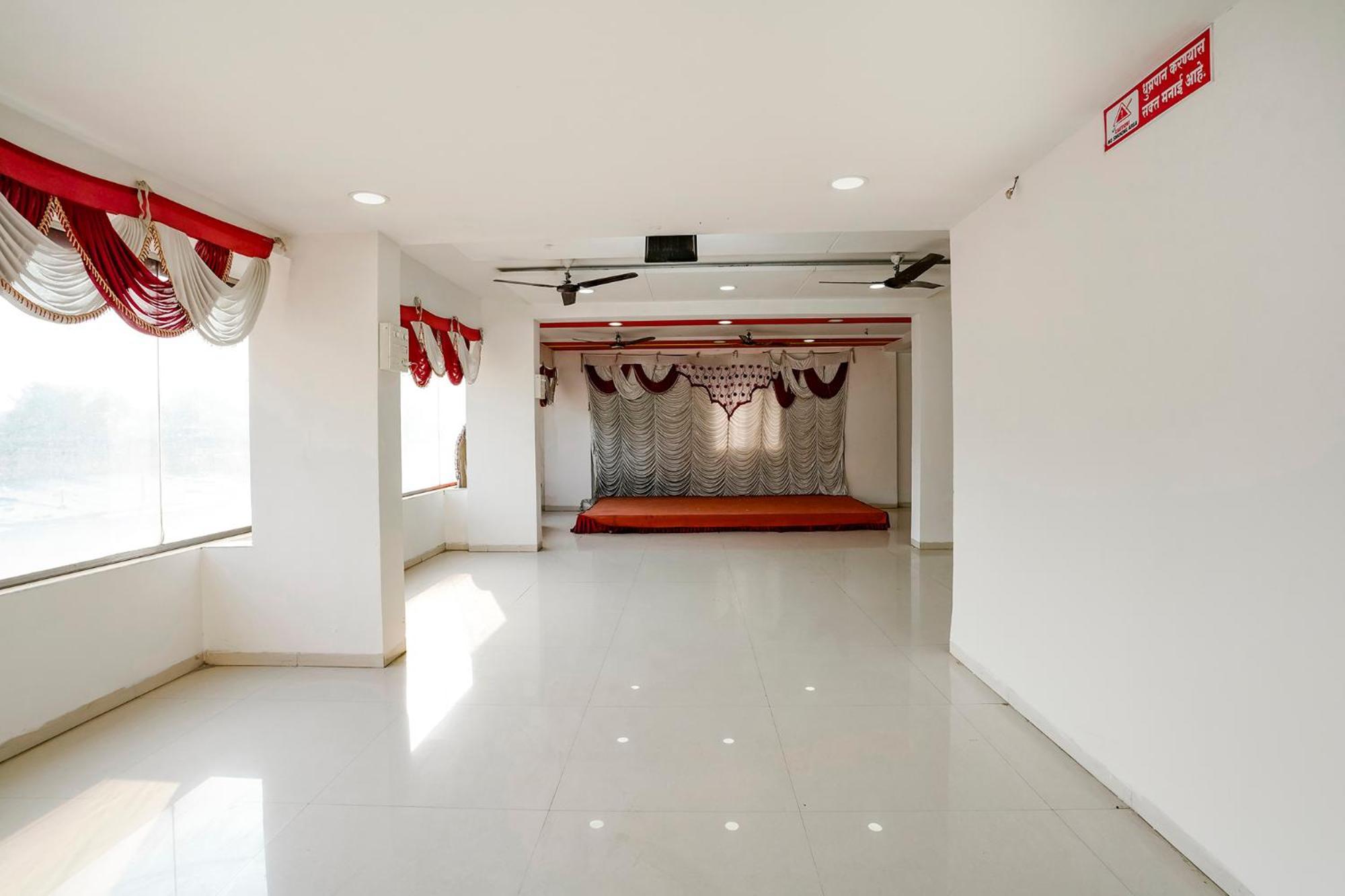 Fabexpress Rama Palace Nashik Exteriör bild