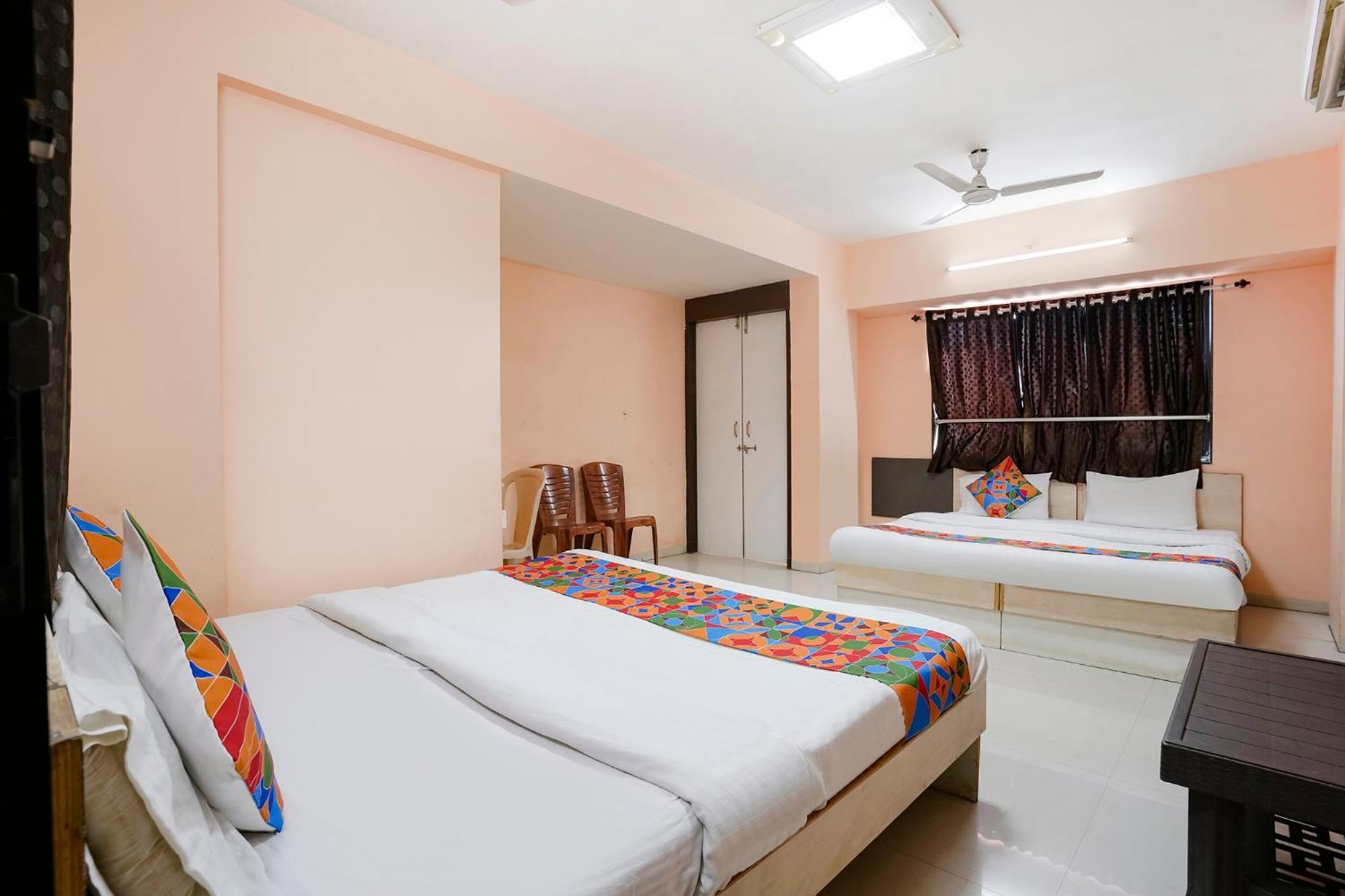 Fabexpress Rama Palace Nashik Exteriör bild